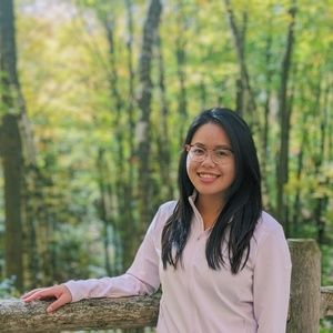 Meet your Posher, Andrea